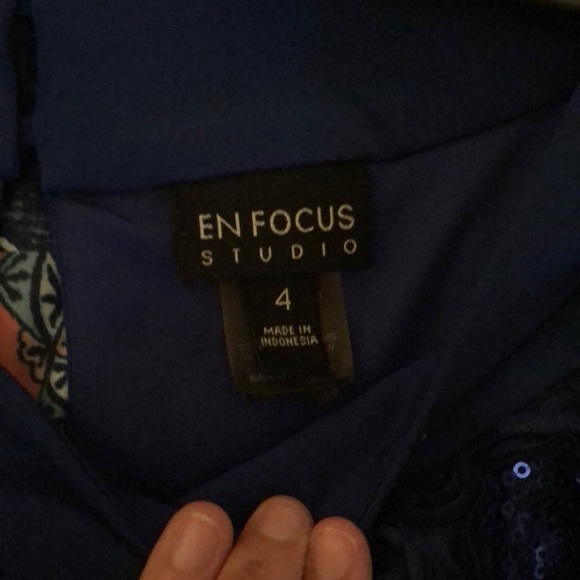 Blue dress - Picture 3 of 6